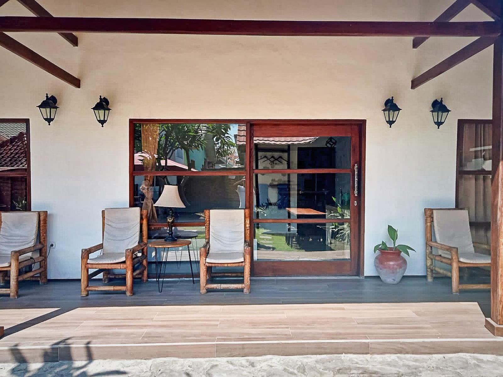 Classico Italiano Bed & Breakfast Gili Air Ngoại thất bức ảnh