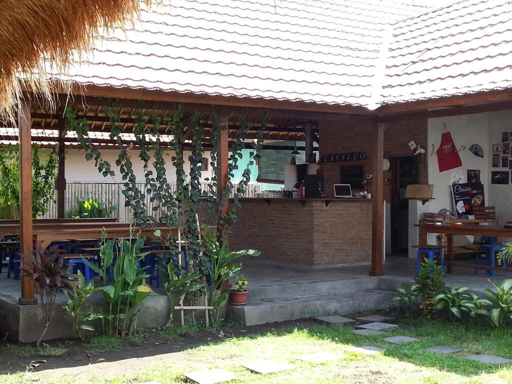 Classico Italiano Bed & Breakfast Gili Air Phòng bức ảnh